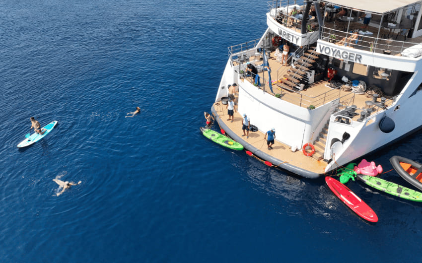 M/Y Voyager