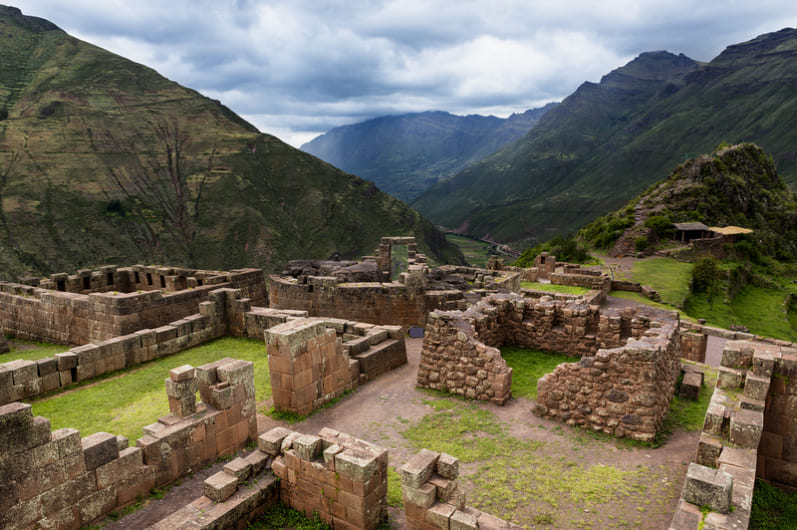 PRIVATE FULL DAY PISAC RUINS AND MARKET AND OLLANTAYTAMBO