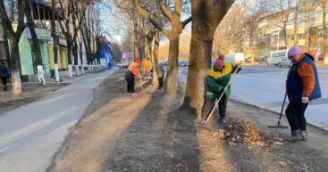 Около 400 работников ежедневно занимаются поддержанием чистоты в Кишиневе