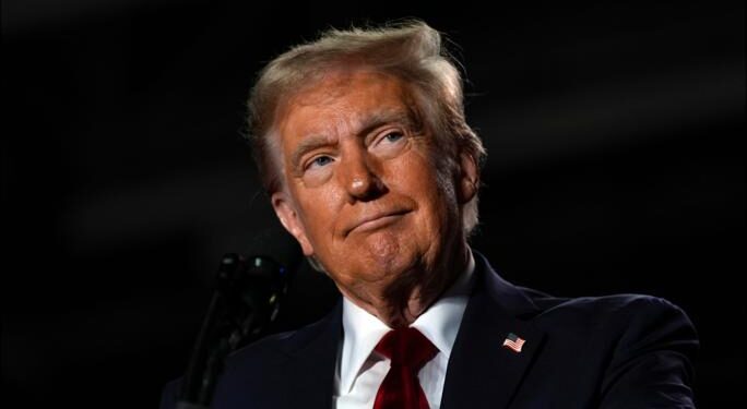 DM: Трамп поручил составить план вторжения в Гренландию