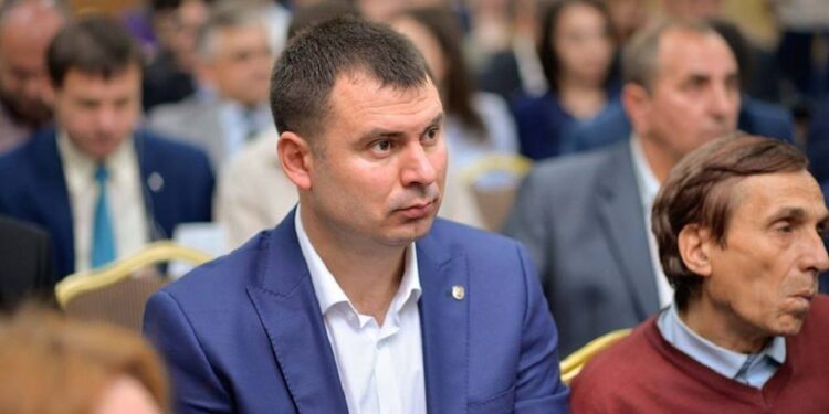 Василий Костюк: PAS нужны мандаты партии «Демократия дома» чтобы иметь возможность изменить Конституцию