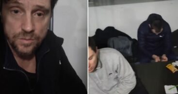 В запорожском ТЦК пойманные на улице украинцы забаррикадировались в комнате без окон