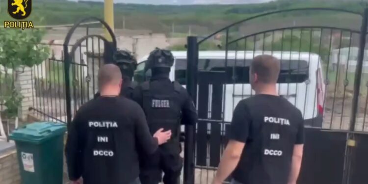 Молдова: Ещё одного осужденного пожизненно преступника задержали после освобождения