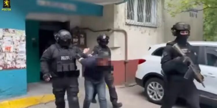 Трое иностранных граждан задержаны по подозрению в совершении квартирных краж в секторе Ботаника