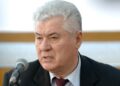 За последние 4 года в парламенте от правящей партии работали одни непрофессионалы