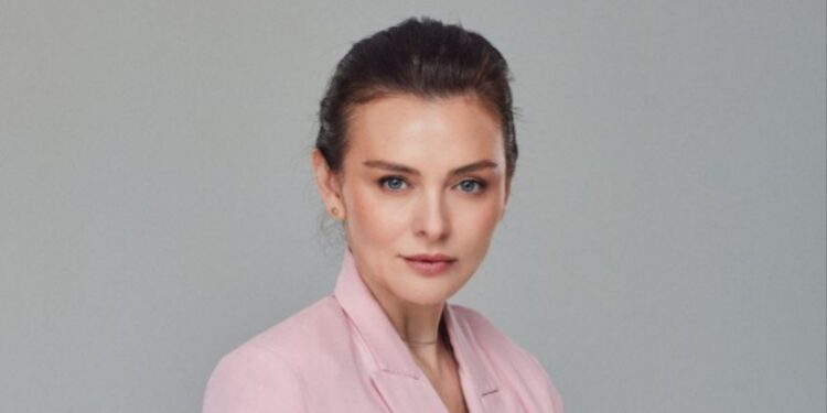 Фуртунэ: Внутренние провалы прикрывают внешней угрозой