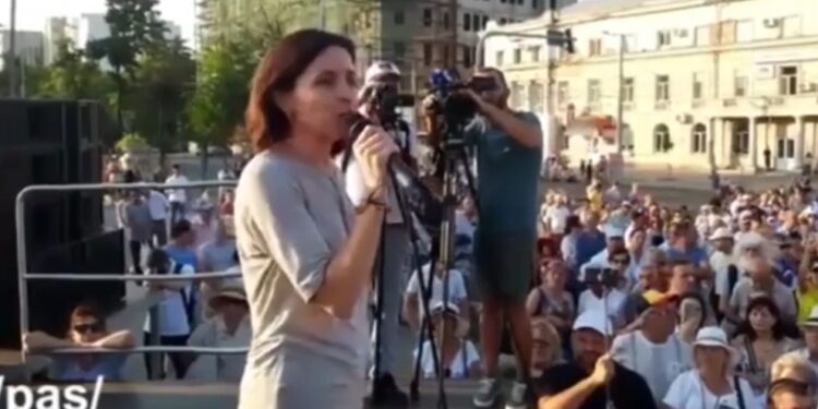 Майя Санду: Если бы эта страна не была измучена коррупцией во власти, то была бы красивой страной