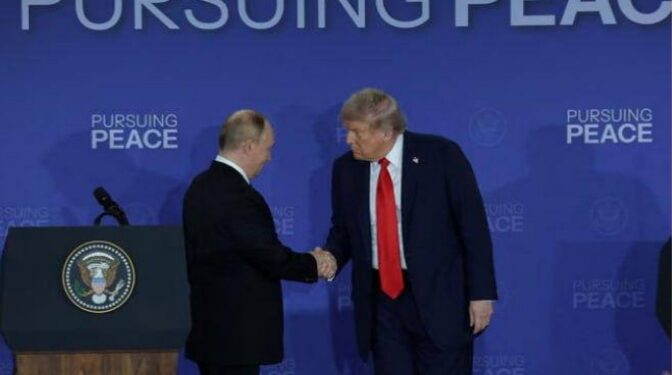 Путин и Трамп провели переговоры на Аляске: надежда на мир в Украине