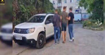 В Кишинёве полицейские задержали 30-летнего мужчину, который разрисовал во дворе жилого дома десятки автомобилей