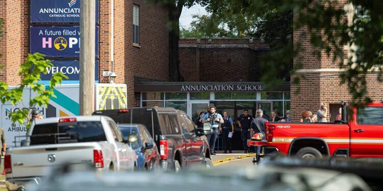 В американском Миннеаполисе произошла стрельба в католической школе