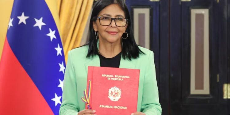 Делси Родригес: «США и Chevron планировали получить венесуэльскую нефть бесплатно»