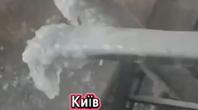  Коммунальный коллапс в Киеве: замерзшие многоэтажки и особый режим передвижения