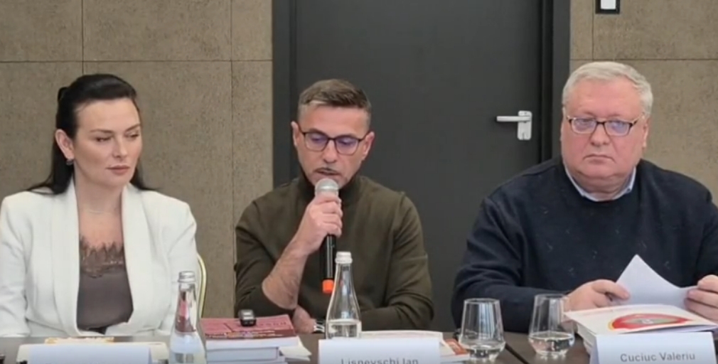 Отток молодежи из Молдовы идет из-за «программирования» на выезд