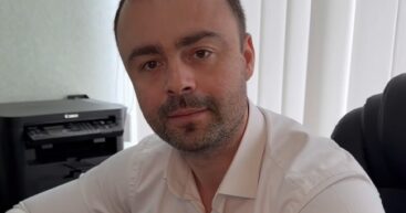Спектакль юридического абсурда: Как государство наказывает вас за ваши же деньги, а бюрократия в костюмах процветает