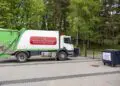 Обыкновенное скотство: Мэр Вильнюса в День Победы установил в городе мусорные баки «для советской ностальгии