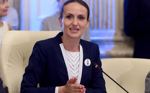 Глава МИД Румынии Оана Цою заявила, что образовательная реформа на Украине не должна ущемлять права румын