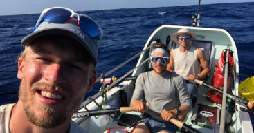 Братья из Шотландии побили рекорд Конюхова, переплыв Тихий океан за 139 дней