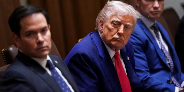 WSJ: Трамп планирует сменить режим на Кубе до конца 2026 года