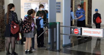 Россия: Биометрию могут ввести для прохода в школы
