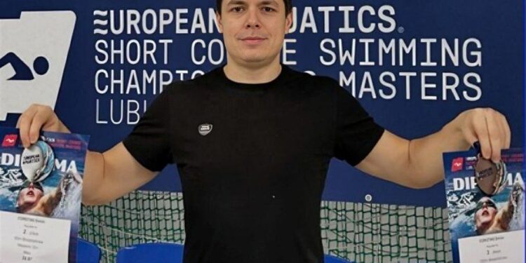 Молдавский пловец Думитру Короташ — двукратный медалист чемпионата Европы