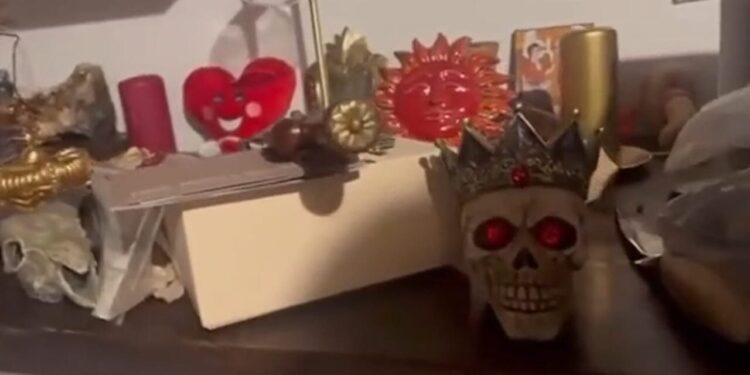  Молдаванка и ее сообщник из Италии арестованы за вымогательство у членов организованной ими секты