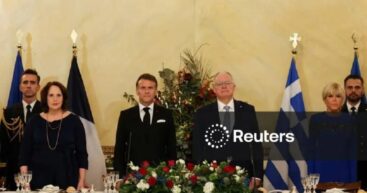 Макрон подтвердил готовность Франции защитить Грецию