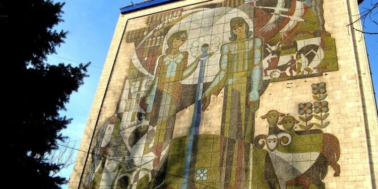 Прощай, «Легенда о Кишиневе»: На месте исторической мозаики на Негруцци вырастет безликая «стекляшка»