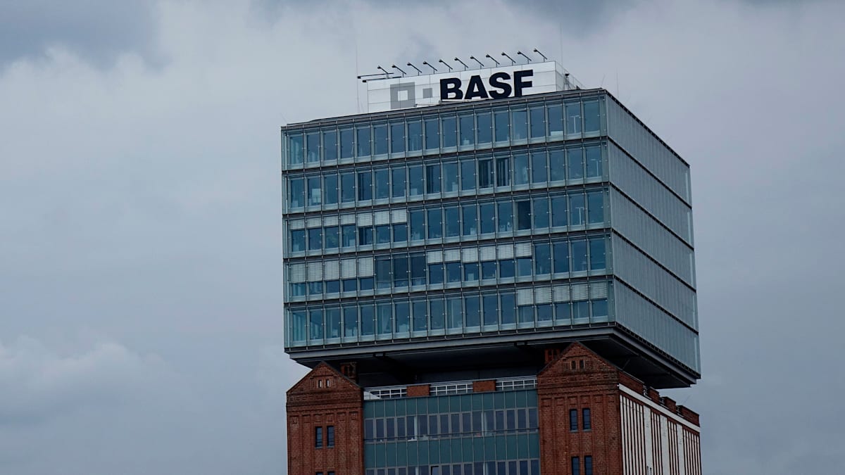 Легенда немецкого химпрома гигант BASF переносит производственные мощности в Индию и Китай