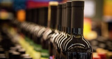 Поставки вина из Евросоюза в Россию в мае достигли максимума с ноября прошлого года — почти 10 тысяч тонн