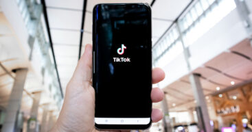 ЕК потребовала от TikTok изменить «вызывающий привыкание» интерфейс