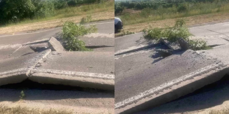 Вниманию водителей! Из-за жары на дороге поднялись бетонные плиты