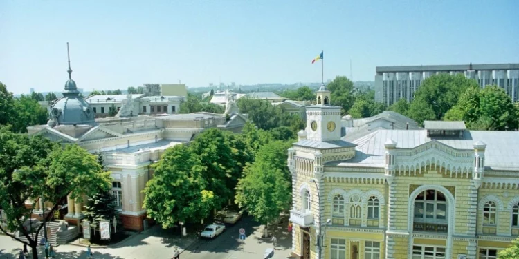 Яссы приостанавливают отношения с Кишинёвом