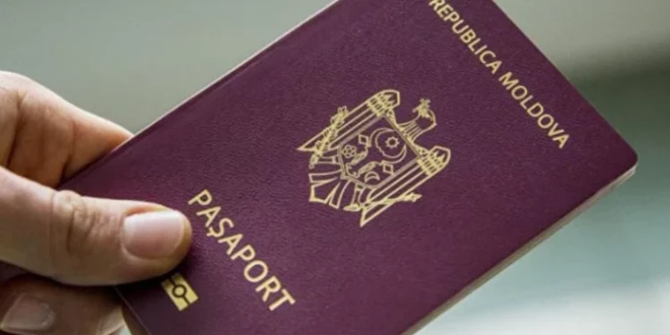 Всё больше украинцев подают заявления на получение молдавского гражданства