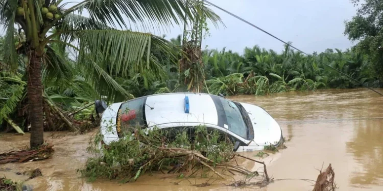 На Филиппины обрушился тайфун «Калмаэги», есть жертвы