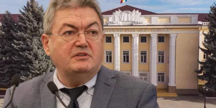 Корнелиу Попович: «Ректор Бухарестского университета считает, что политику нужно держать как можно дальше от образования»