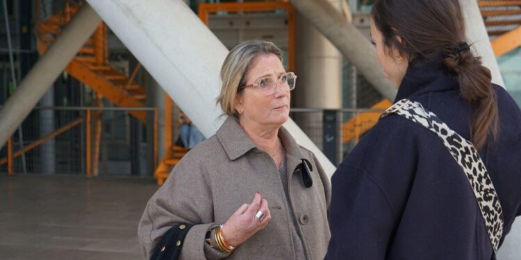 Француженка осуждена на 12 месяцев за попытку выселить сквоттера из своего дома