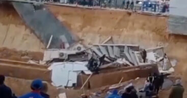 В Каире два магазина ушли под землю из-за обвала грунта