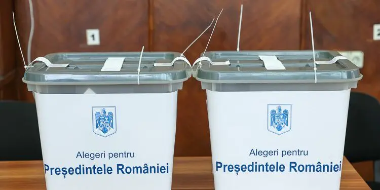 Вчера в  Молдове началось голосование на выборах президента Румынии