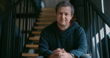 Кинокритик Антон Долин станет молдаванином