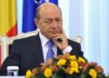 Жалуется на усталость и с трудом разговаривает: Экс-президент Румынии Бэсеску госпитализирован