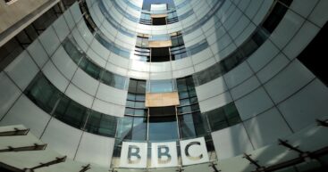 Кризис после скандала на Би-би-си называют моментом истины для корпорации. Почему?