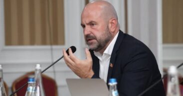 Боля: в Молдове строят дороги в 220 сёлах