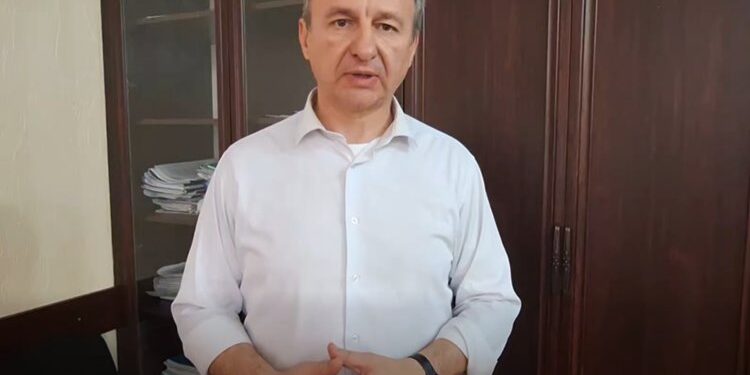 Мэр пригорода Кишинева Кодру Стелиан Маник объявил о выходе из правящей партии PAS