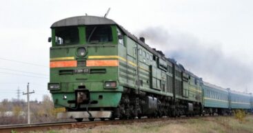 CFM выставляет на продажу 62 локомотива и 41 пассажирский вагон