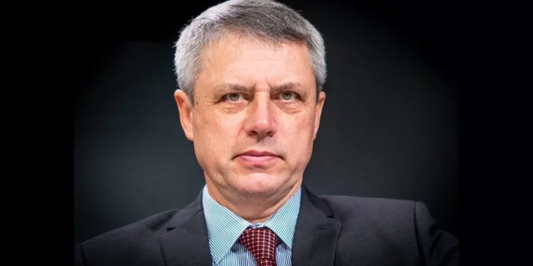 Дмитрий Чубашенко: «Модель халявщика — просто раздать миллиарды, чтобы все жили»