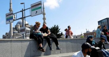 В Стамбуле закрыли отель из-за смерти троих туристов