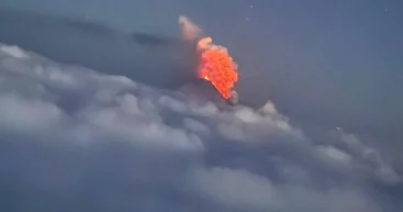 Землетрясение на Камчатке спровоцировало извержение крупнейшего вулкана