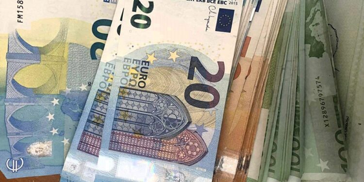 Попытка незаконного ввоза валюты на таможне Кагула: изъято более 22 тысяч евро