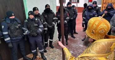 Конфликт вокруг храма в селе Деренеу: как спор о юрисдикции перерос в противостояние с полицией
