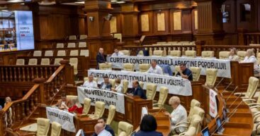 Депутаты БКС устроили акцию протеста в парламенте